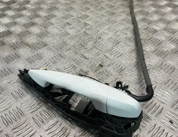 BMW X5 F15 (2013-2018) Bakre högra dörrens yttre handtag 7381874 34985994