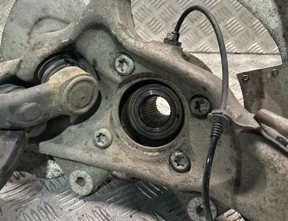 BMW X5 F15 (2013-2018) Främre höger hjulnav 34987184