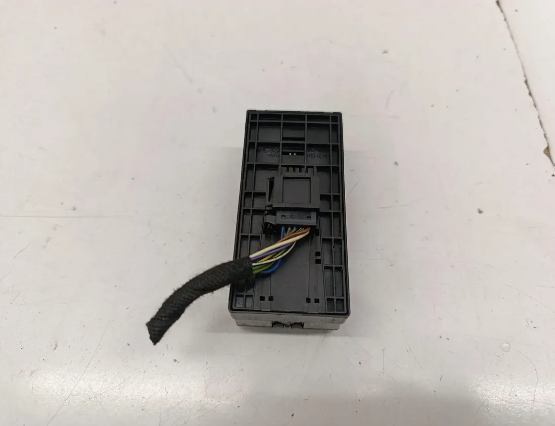 AUDI A6 allroad C7 (2012-2019) Vänster bakdörr fönsterkontrollbrytare 4G0959851 29063648