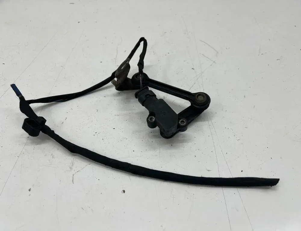 MERCEDES-BENZ GLE W167 (2019-2024) Höjdsensorspak A0009059413 33498385