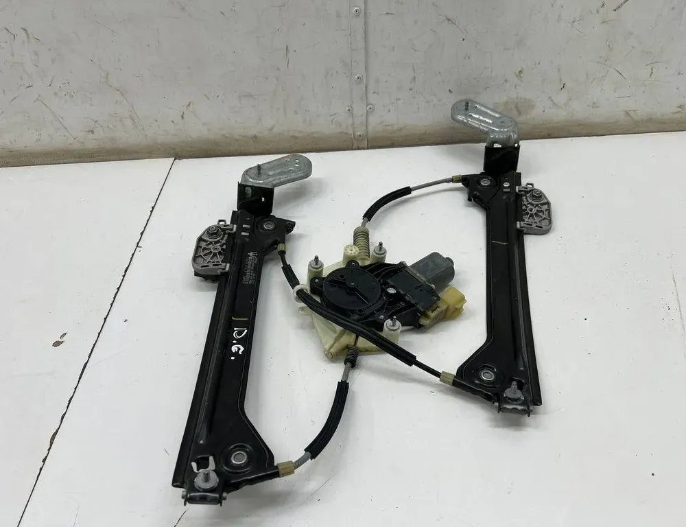 MASERATI Ghibli 3 generation (2013-2024) Fönsterhiss för höger bakdörr 0130822783,670030022 34985516