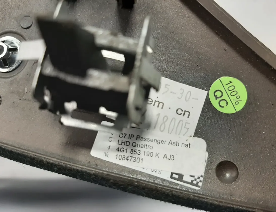 AUDI A6 C7/4G (2010-2020) Panelbeklädnad sköld 4G1853190,4G1853190K,4G1853189 18063110