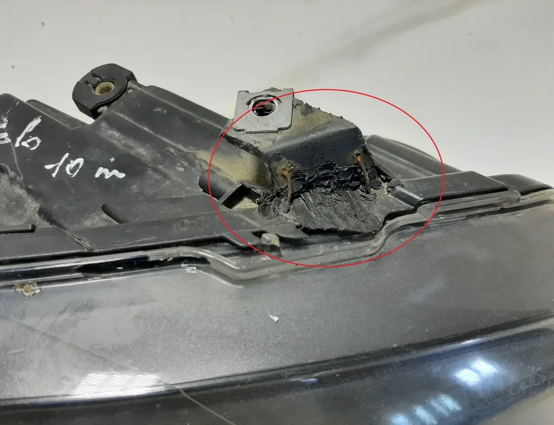 VOLKSWAGEN Polo 5 generation (2009-2017) Fram höger strålkastare 6R1941016E 26121922