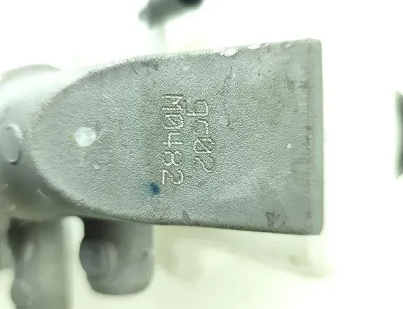 MERCEDES-BENZ GLK-Class X204 (2008-2015) Bromsvätsketank 32668086 33229968