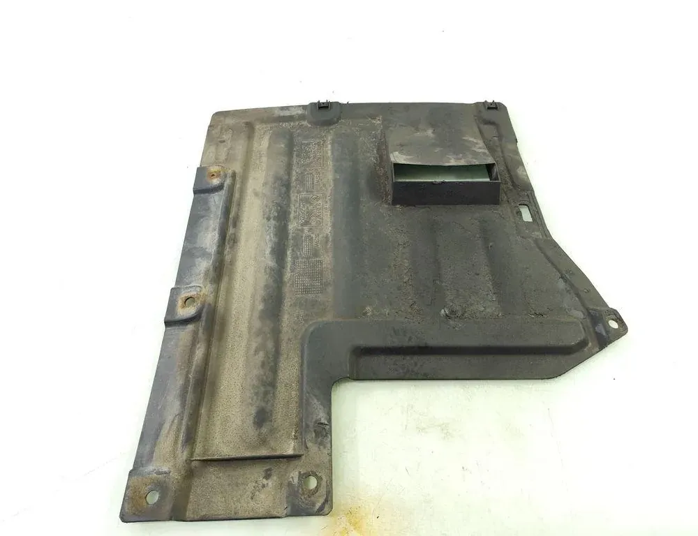 BMW 3 Series E90/E91/E92/E93 (2004-2013) Bakre mittenbottenskydd 74850610 33231139