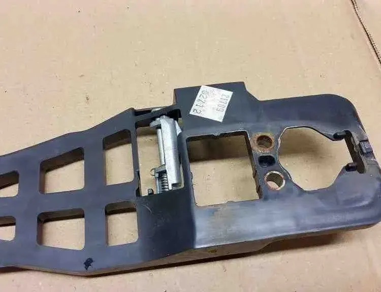 JEEP Grand Cherokee 4 generation (WK) (2004-2024) Utvändigt handtag för skjutdörr på vänster sida 04589887AD,45811000,94003537 32558099