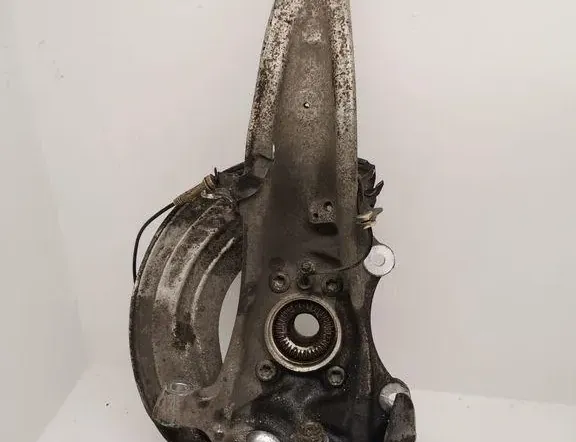 BMW 7 Series G11/G12 (2015-2023) Främre höger hjulnav 33178626