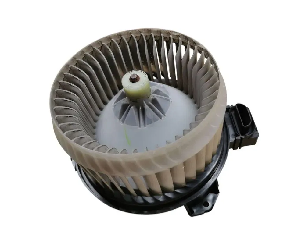 SUZUKI Swift 3 generation (2004-2010) Innervärmare AV2727000311 33403872