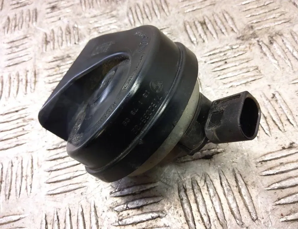 BMW 1 Series E81/E82/E87/E88 (2004-2013) Hornsignal A046522 33224659