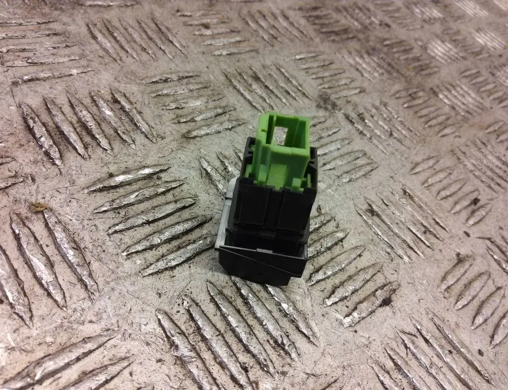 PEUGEOT 2008 2 generation (2019-2023) Centrallåsbrytare 96750883Z0 33400849