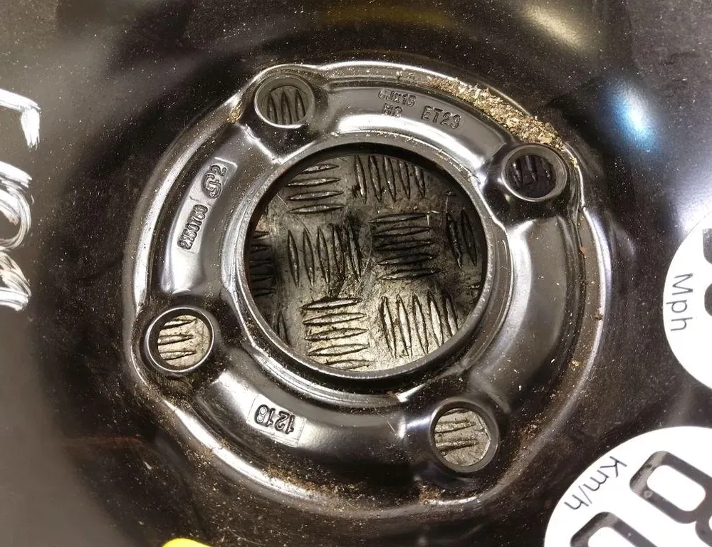 PEUGEOT 2008 2 generation (2019-2023) Reservhjul 33401063