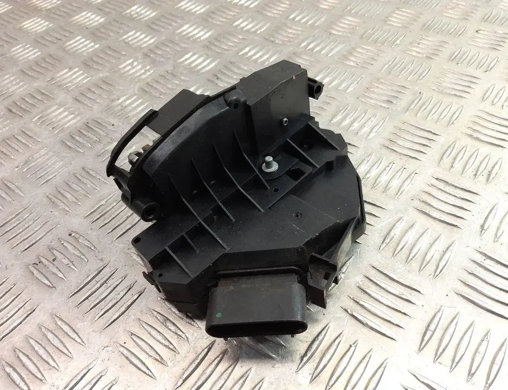 FORD C-Max 2 generation (2010-2019) Bakre höger dörrlås AM5AR26412AE 33490156