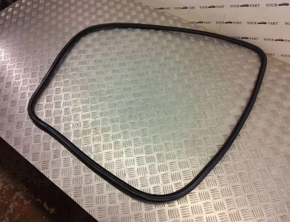 AUDI A6 C8/4K (2018-2024) Främre höger dörrtätning gummi 33490903