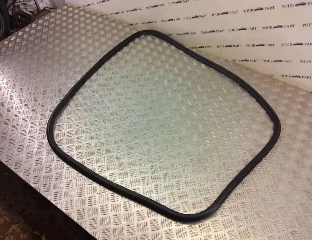 AUDI A6 C8/4K (2018-2024) Främre höger dörrtätning gummi 33490903