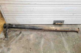 VOLKSWAGEN Passat B7 (2010-2015) Kardanaxel bakre del 32716241