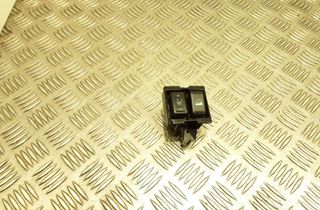 NISSAN X-Trail T31 (2007-2014) Strömställare för sätesvärme 32934534