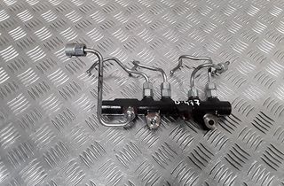 MERCEDES-BENZ G-Class W463 (1990-2024) Vänster sida Bränsleskena h8201157327 32964773