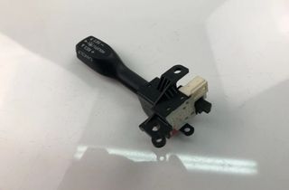 TOYOTA Avensis T27 1 generation (1956-1960) Indikeringstorkarspaksbrytare 18A174 17778193