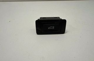 AUDI A4 B9/8W (2015-2024) Bakre lucka Öppna brytare 4G0959831C 32202824