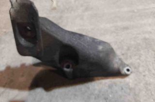 BMW X5 E70 (2006-2013) Bakre motorfäste 13807410 15307110