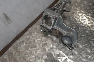 AUDI A8 D4/4H (2010-2018) Bromspedalhållare 4G1723117 15326251