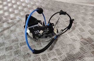 MERCEDES-BENZ C-Class W204/S204/C204 (2004-2015) Bakre höger dörrlås A2047301235,A2047331808 23762899