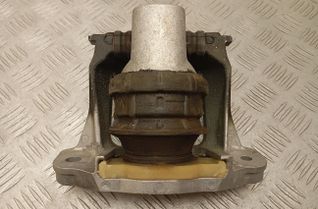 VOLVO XC60 2 generation (2017-2024) Motorfäste på höger sida 32298661,326H96 32951656