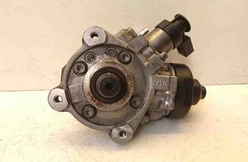 VOLKSWAGEN Passat CC 1 generation (2008-2017) Bensinpump 0445010526 29120539