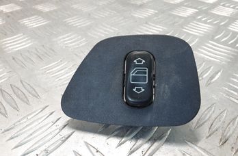 MERCEDES-BENZ E-Class W212/S212/C207/A207 (2009-2016) Vänster främre dörrfönsterbrytare 2108200510 28382739