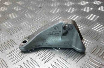 BMW X1 E84 (2009-2015) Bränslepumpfäste 7804376 31653558