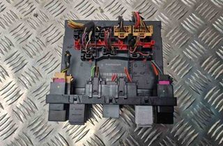 VOLKSWAGEN Passat B6 (2005-2010) Komfortkontrollenhet 3C8937049E 31237304