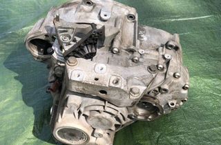 VOLKSWAGEN Variant VII TDI (2014-2024) Växellåda KNQ 31245110