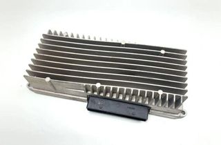 AUDI A4 B5/8D (1994-2001) Ljudförstärkare 8R0035223F 31247101