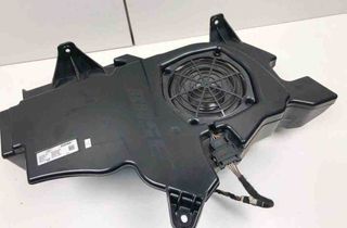 AUDI A3 8P (2003-2013) Subwoofer 8P3035382C 31271458