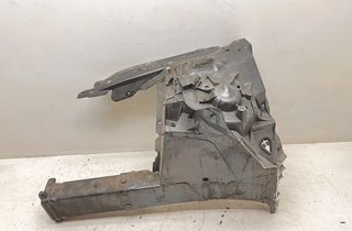 AUDI A8 D4/4H (2010-2018) Främre höger fjärdedel 4H0805124,4H0805172E,4H0805176E 24682871