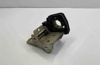 BMW 5 Series F10/F11 (2009-2017) Kylarhållare 7186513 23047540