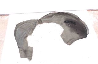 VOLKSWAGEN Touareg 2 generation (2010-2018) Fram höger Inner Arch Liner 22871730