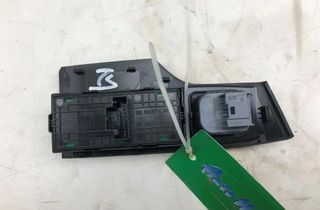 SKODA Superb 3 generation (2015-2023) Vänster främre dörrfönsterbrytare 5G0959857E 33100349