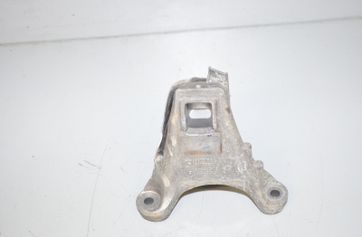 BMW X3 G01 (2017-2024) Motorfäste höger sida 6870756,22116870756 32839519