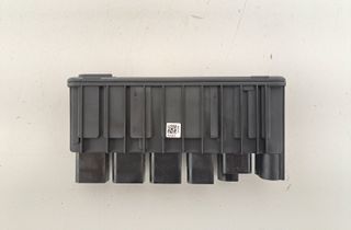 BMW X4 G02 (2018-2024) Strömfördelningslåda 8741401 32792735