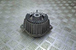 MERCEDES-BENZ C-Class W204/S204/C204 (2004-2015) Motorfäste fram A2042400217 31152451