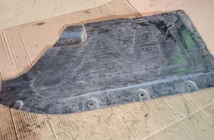 BMW 3 Series E90/E91/E92/E93 (2004-2013) Bakre mittenbottenskydd 7134090 31160557