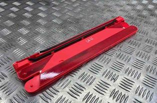 MERCEDES-BENZ E-Class W212/S212/C207/A207 (2009-2016) Varnings triangel A2048900197 31819774