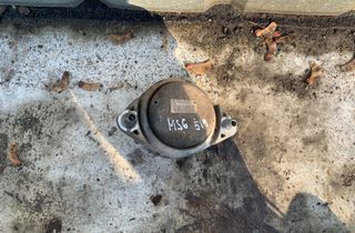 MERCEDES-BENZ C-Class W204/S204/C204 (2004-2015) Motorfäste på höger sida A2042404917 32999432