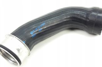 VOLKSWAGEN Polo 4 generation (2001-2009) Höger sida mellan kylarslang 6Q0145838H 32846093