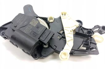 VOLKSWAGEN Passat B8 (2014-2023) Värmefläktmotor/fläktmotstånd 2Q0907511F 32846944