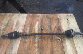 NISSAN X-Trail T30 (2001-2007) Bakre höger drivaxel 32809721