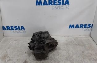 PEUGEOT 5008 1 generation (2009-2016) Växellåda 20EA33,20EA06,223177,2232C6 27924855