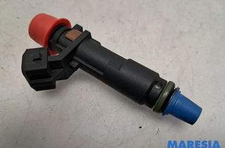 RENAULT Twingo 2 generation (2007-2014) Bränsleinsprutare 8200885283,H8200552714 30383382