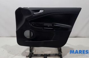 ALFA ROMEO Giulietta 940 (2010-2020) Främre höger dörr Fönsterlister 156101760,156101052 33000549